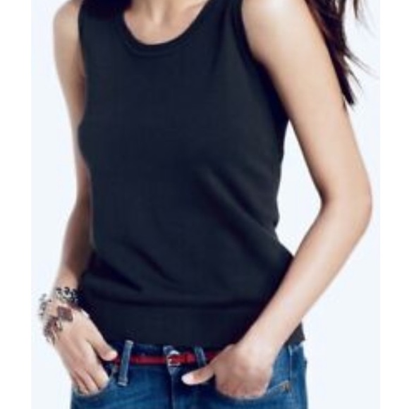 Black Sleeveless August Silk Top - Picture 4 of 16